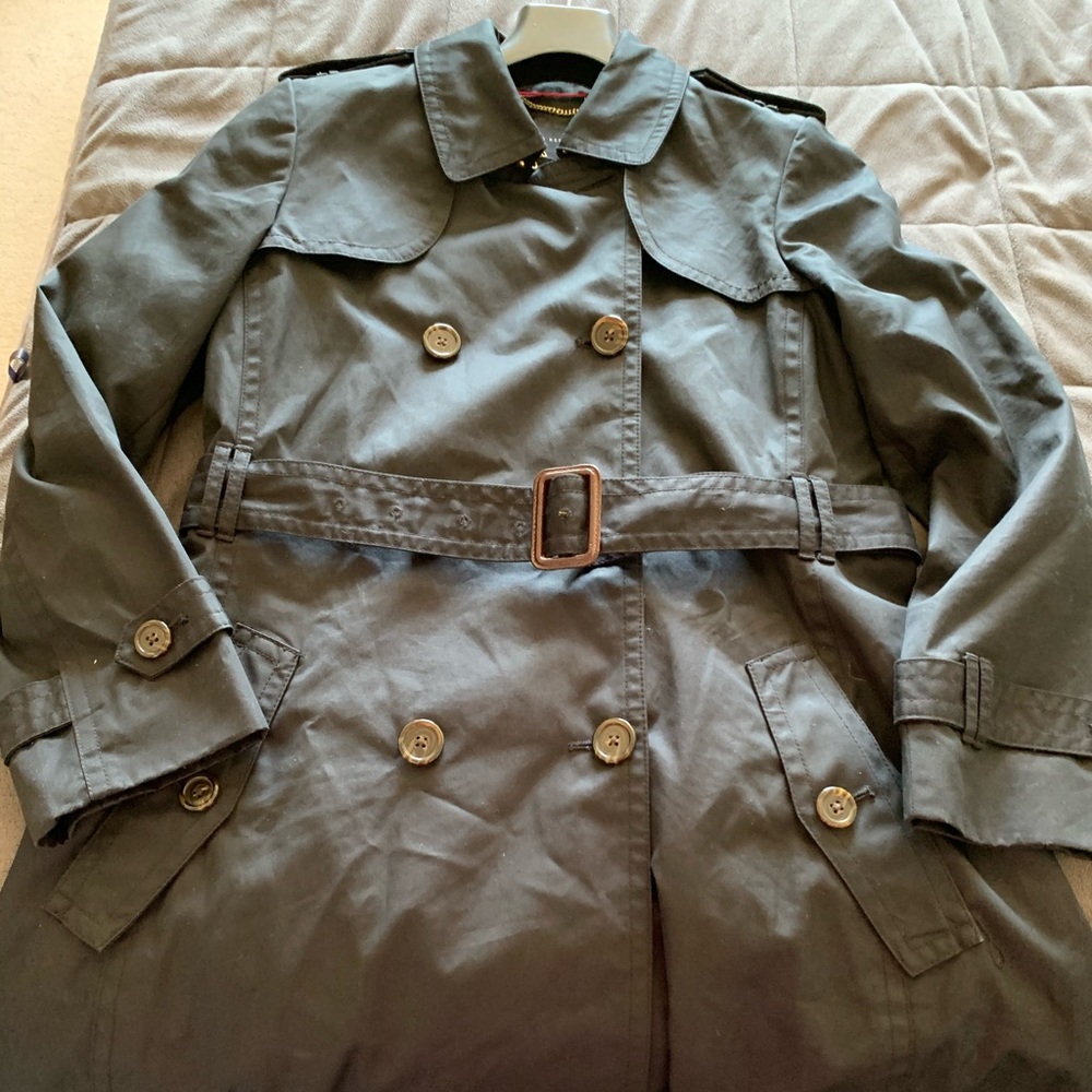 Black Banana Republic 3/4 length rain coat